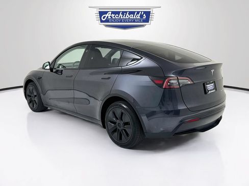 Used 2024 Tesla Model Y Long Range AWD/4WD image 5