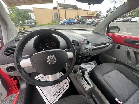 Used 2004 Volkswagen Beetle GLS FWD image 12