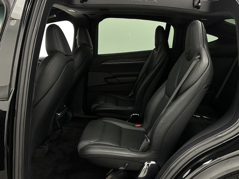 Used 2023 Tesla Model X AWD/4WD image 30