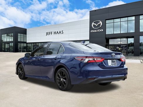 Used 2023 Toyota Camry LE image 2