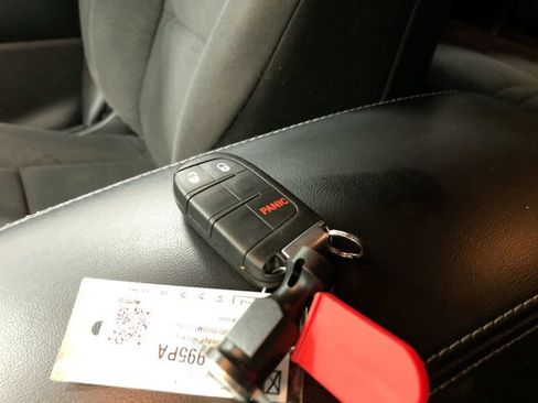 Used 2021 Dodge Durango GT w/ Blacktop Package AWD/4WD image 30