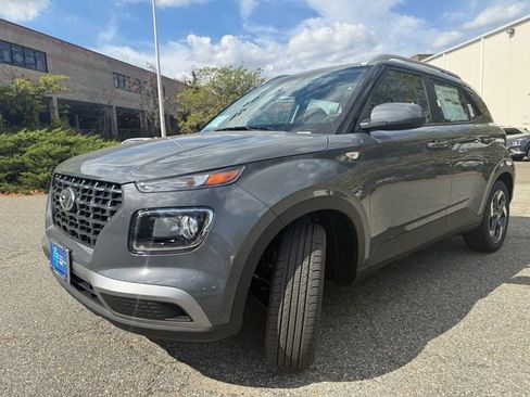 New 2026 Hyundai Venue SEL image 3