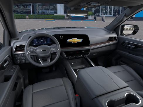 New 2026 Chevrolet Suburban Z71 image 15