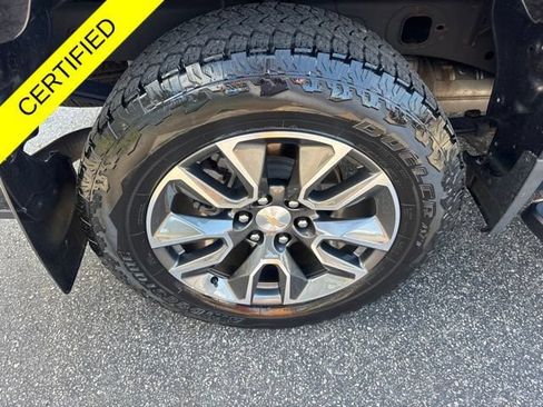 Used 2023 Chevrolet Silverado 1500 LT AWD/4WD image 28