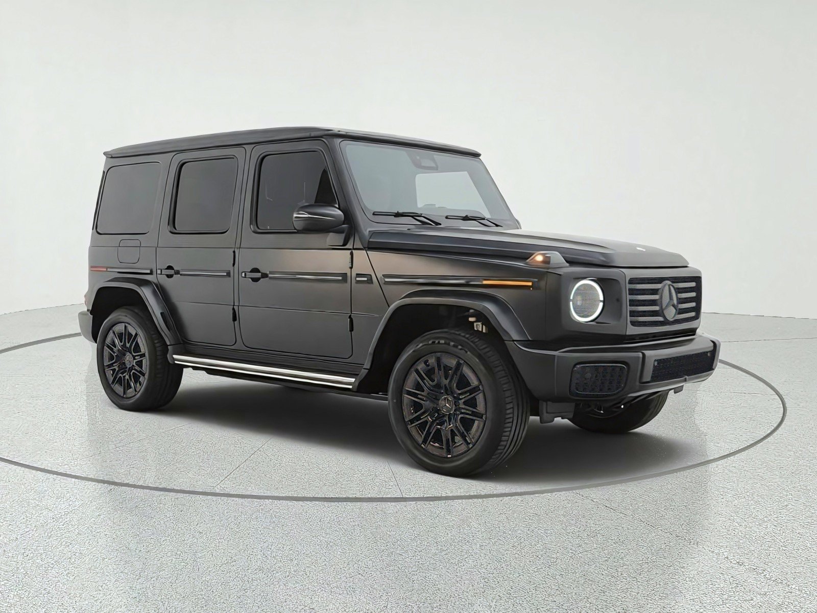 New 2027 Mercedes-Benz G 580 e image 3