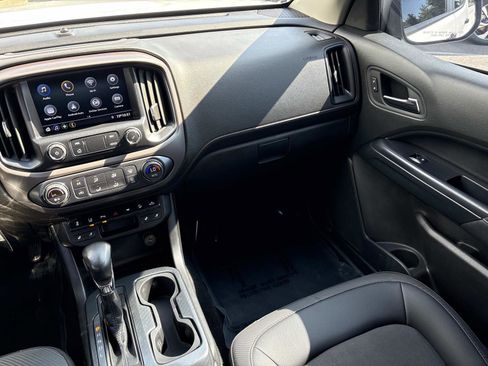 Certified 2022 GMC Canyon AT4 w/ Driver Alert Package image 27