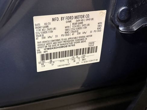 Used 2021 Ford Explorer XLT w/ Equipment Group 202A AWD/4WD image 51