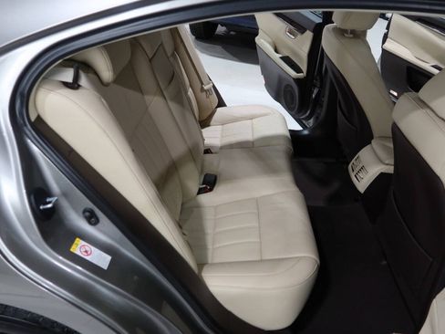 Used 2018 Lexus ES 350 w/ Luxury Package w/Wood Trim FWD image 15