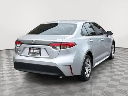 Used 2025 Toyota Corolla LE FWD image 3