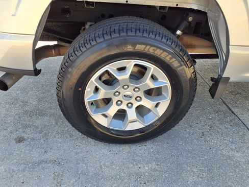 Used 2023 Ford F150 XLT AWD/4WD image 6