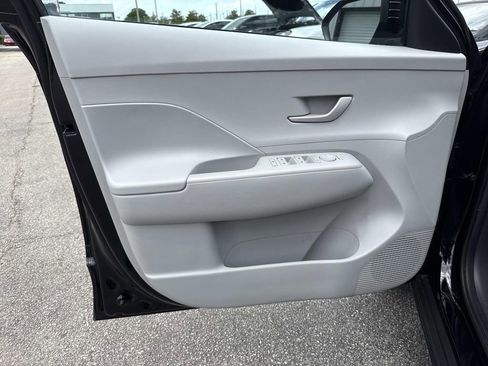 Used 2024 Hyundai Kona SEL FWD image 19