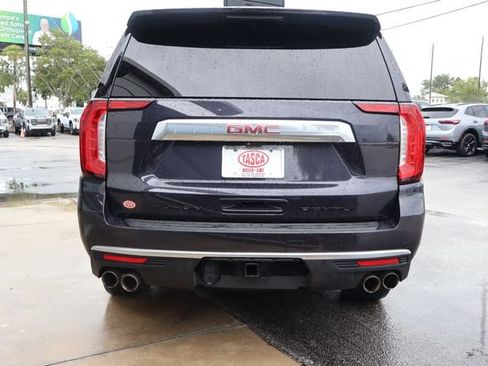 Used 2024 GMC Yukon Denali w/ Advanced Technology Package AWD/4WD image 7