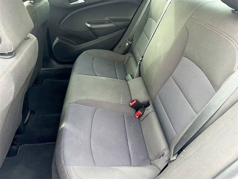 Used 2018 Chevrolet Cruze LS image 22
