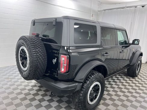 Used 2024 Ford Bronco Badlands image 5