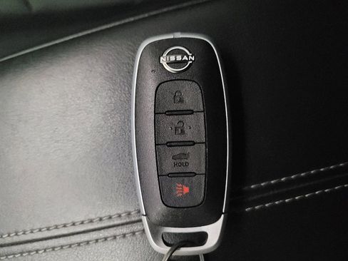 Used 2025 Nissan Sentra S image 32