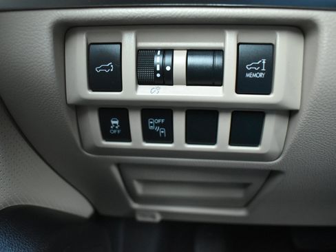 Used 2015 Subaru Outback 2.5i Limited w/ Protection Package #2 image 34