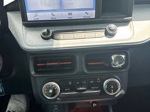 Used 2024 Ford Maverick XLT FWD image 10