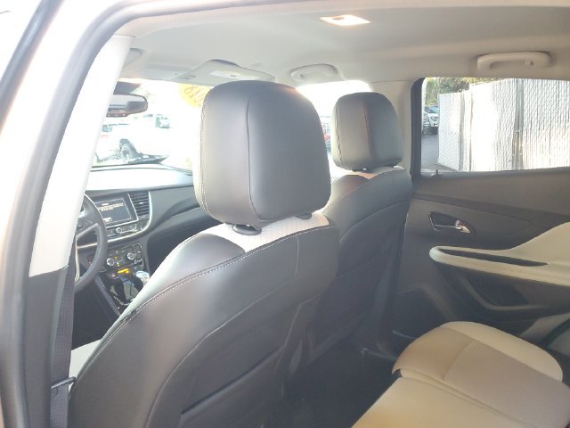 Certified 2018 Buick Encore Preferred FWD image 15