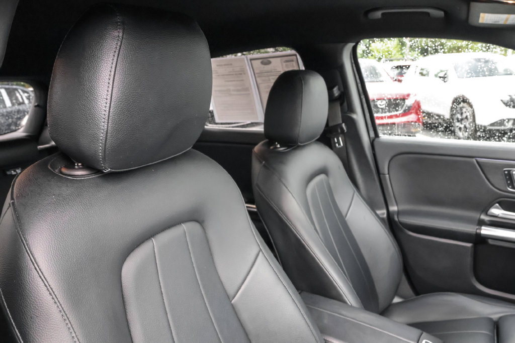 Used 2023 Mercedes-Benz GLA 250 4MATIC image 33