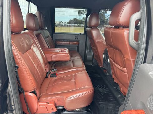 Used 2014 Ford F250 King Ranch w/ King Ranch w/Chrome Package image 21