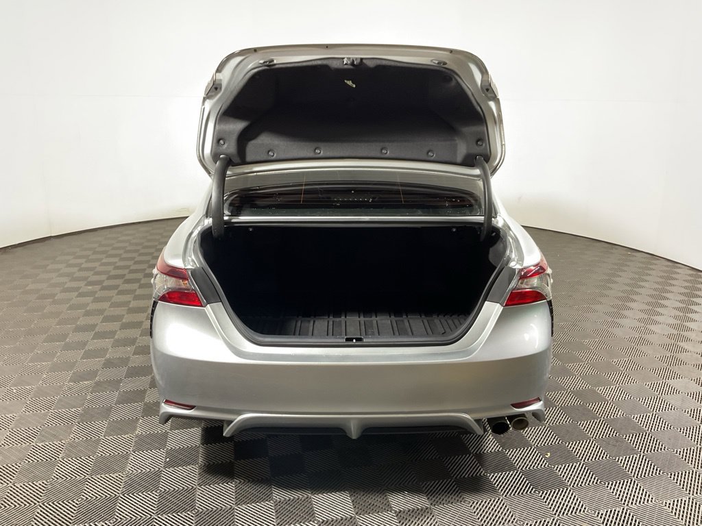 Used 2021 Toyota Camry SE FWD image 13