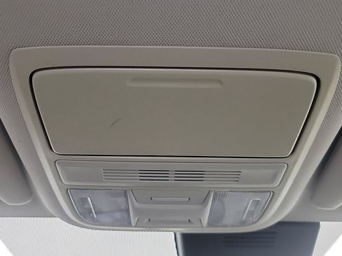 Certified 2018 Honda Accord LX image 30