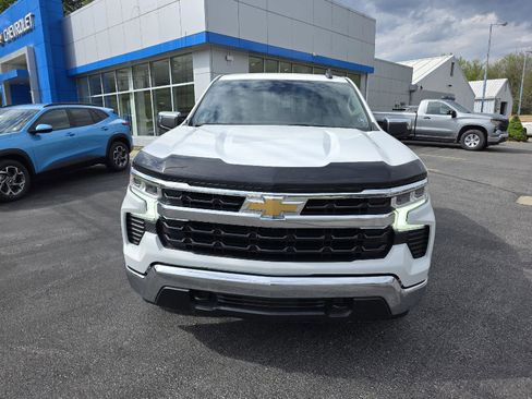 Used 2022 Chevrolet Silverado 1500 LT w/ Protection Package AWD/4WD image 2