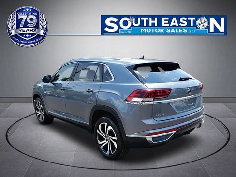 Used 2023 Volkswagen Atlas Cross Sport SEL AWD/4WD image 5