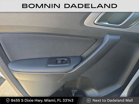 Used 2022 Ford Ranger XLT w/ Equipment Group 301A Mid image 10