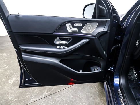 Certified 2025 Mercedes-Benz GLS 450 4MATIC image 22