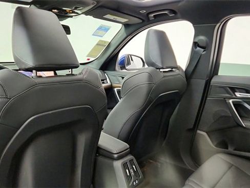 Used 2025 BMW X1 xDrive28i image 30