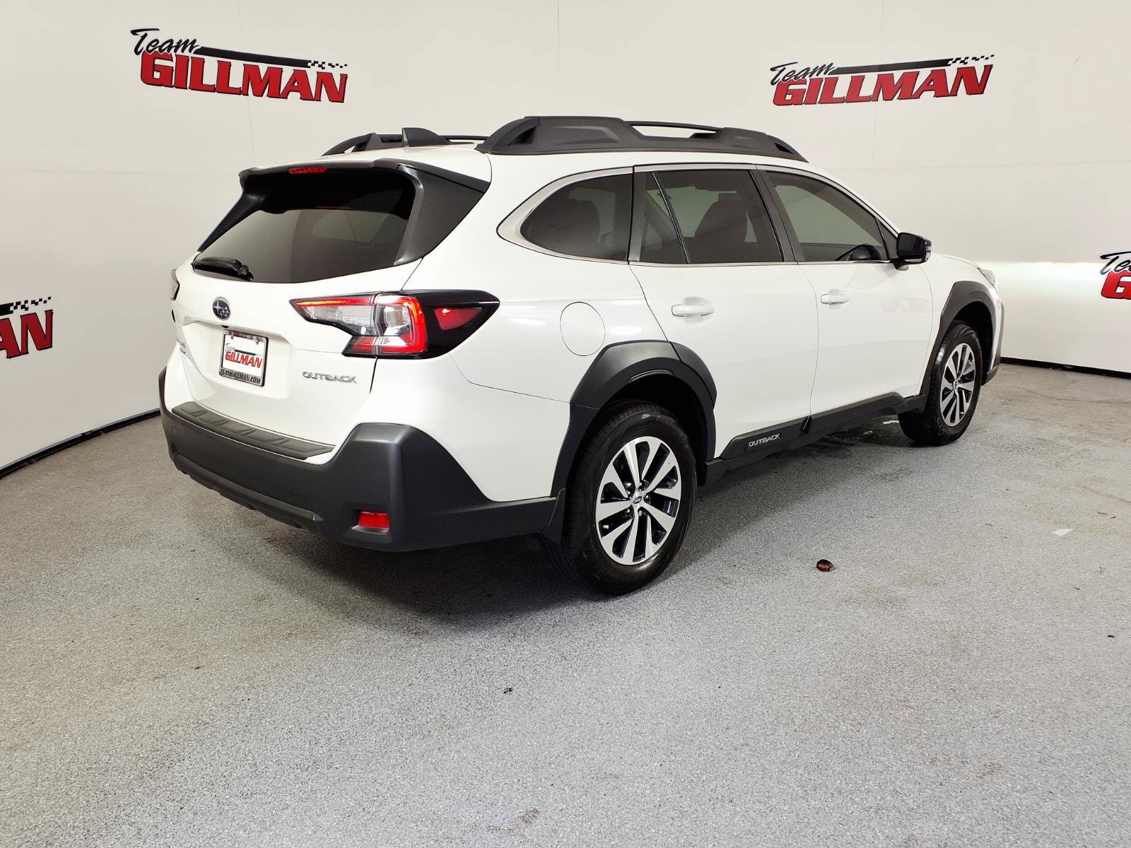 Used 2025 Subaru Outback Premium w/ Popular Package #1A AWD/4WD image 6