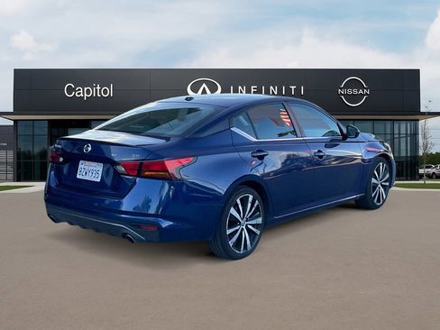 Used 2022 Nissan Altima 2.5 SR image 5