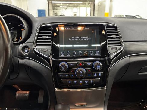 Used 2021 Jeep Grand Cherokee Limited w/ Premium Lighting Group image 22