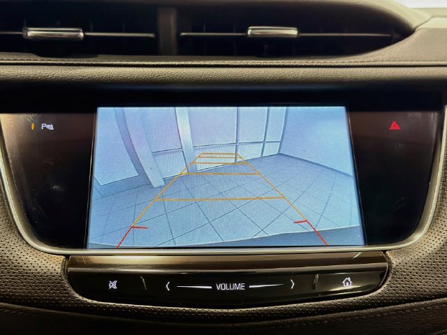 Used 2017 Cadillac XT5 Premium Luxury w/ LPO, Wheel Lock Package FWD image 12