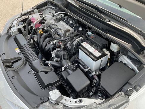 Used 2021 Toyota Corolla LE FWD image 56