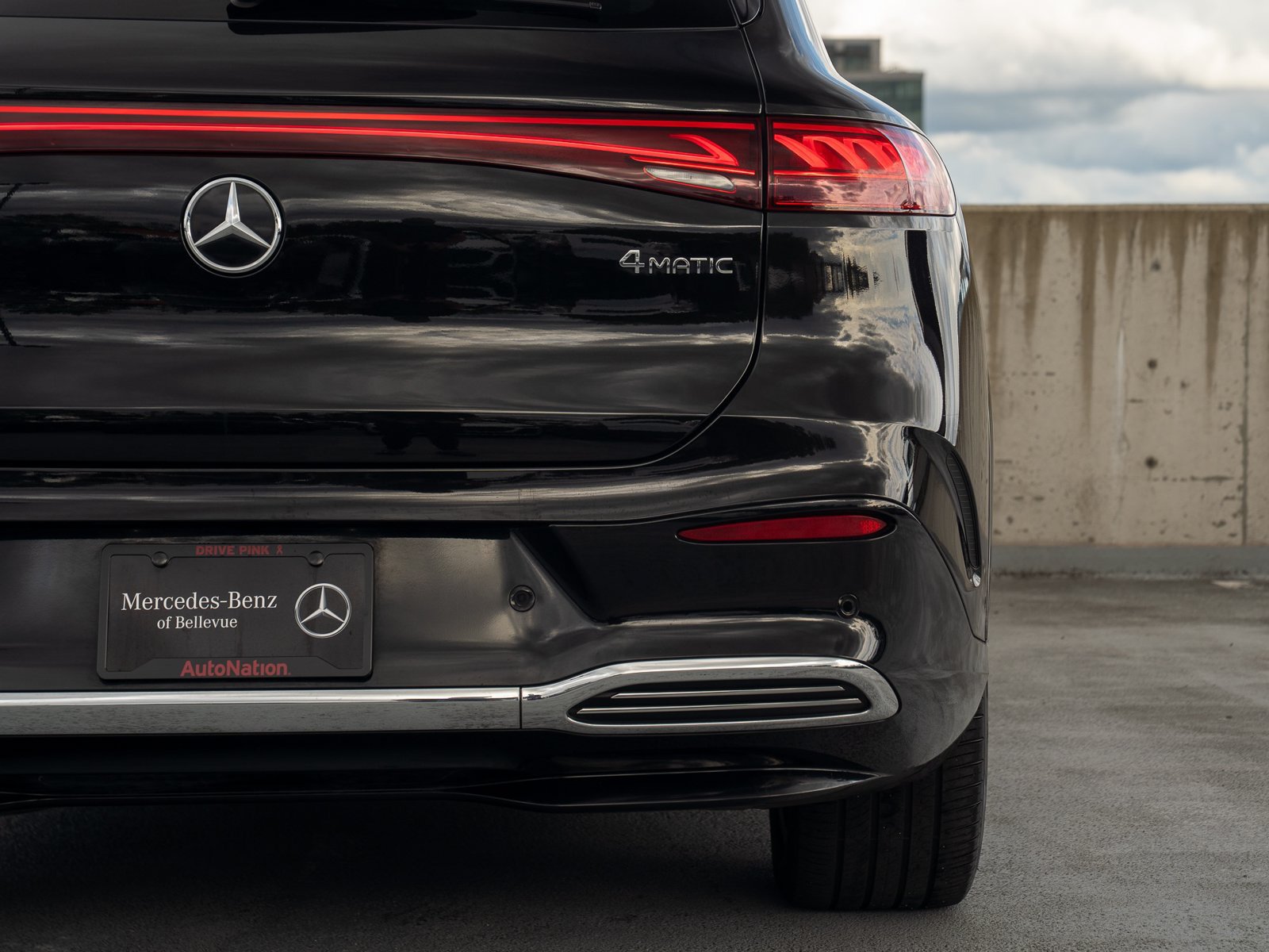 Used 2023 Mercedes-Benz EQS 580 4MATIC SUV image 11