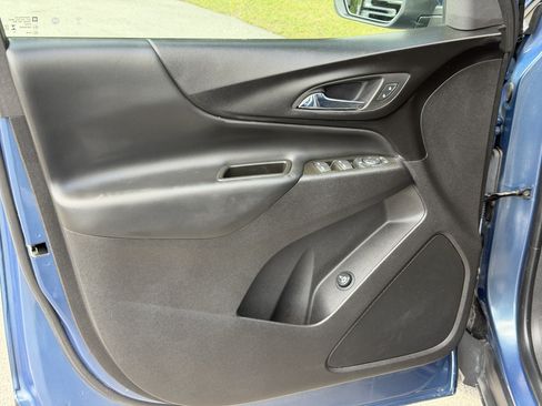 Used 2024 Chevrolet Equinox LT FWD image 14