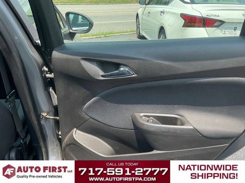Used 2018 Chevrolet Cruze LT w/ Convenience Package FWD image 13