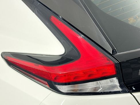 Used 2023 Nissan Leaf S image 35