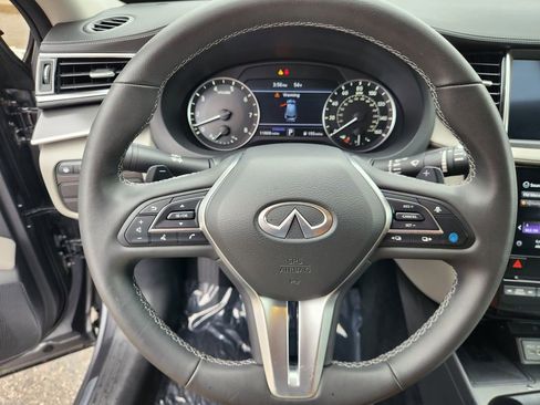 Used 2025 INFINITI QX50 Luxe w/ Accent Package AWD/4WD image 19