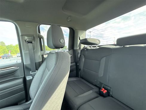 Used 2024 GMC Sierra 1500 Elevation image 12