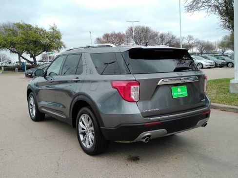 Used 2024 Ford Explorer Limited AWD/4WD image 11