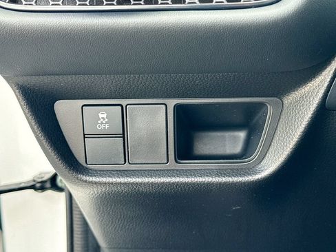 Used 2024 Honda HR-V LX image 6