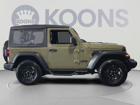 Used 2026 Jeep Wrangler Sport AWD/4WD image 12