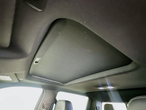 Used 2021 Chevrolet Silverado 1500 High Country image 23