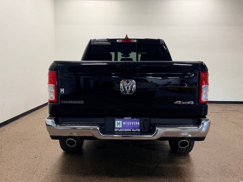 Used 2022 RAM 1500 Big Horn AWD/4WD image 4