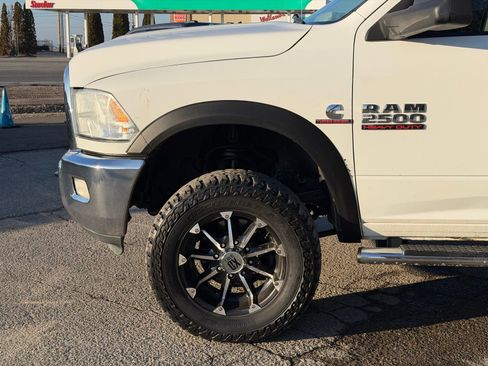 Used 2013 RAM 2500 SLT w/ Protection Group image 12