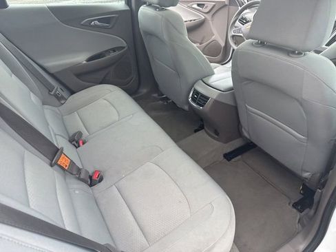Used 2024 Chevrolet Malibu LT image 21