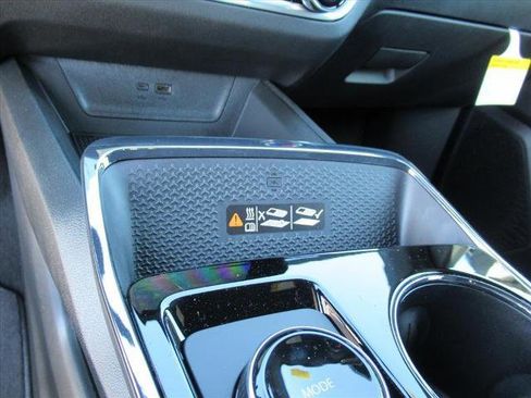 New 2026 Chevrolet Equinox RS image 26